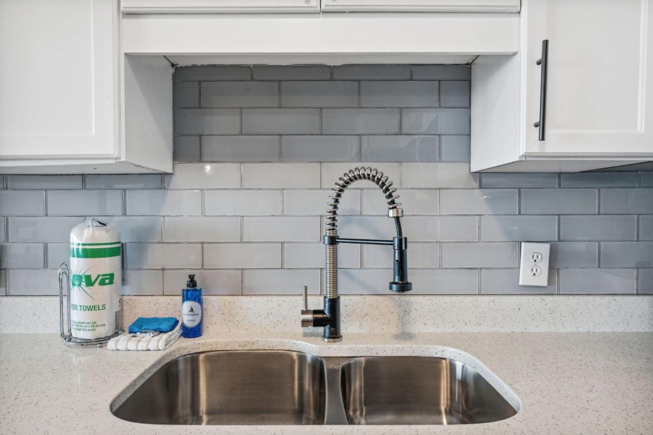Eternal Waters At Laketown Wharf #1221 By Nautical Properties Vacation Rentals Panama City Beach Exterior foto